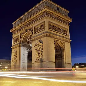 Champs Elysees - Arc De Triomphe Appartement